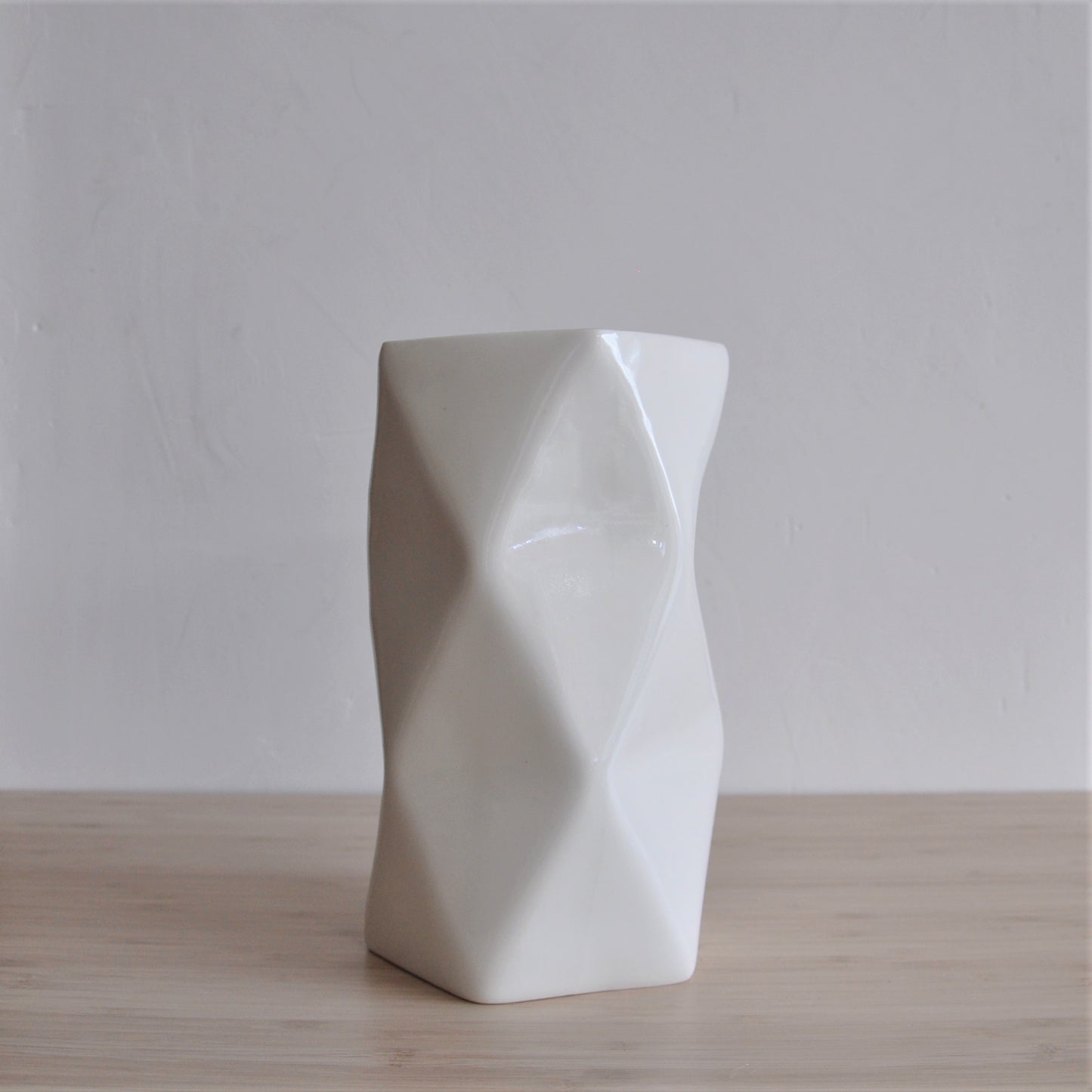 FORM Vase