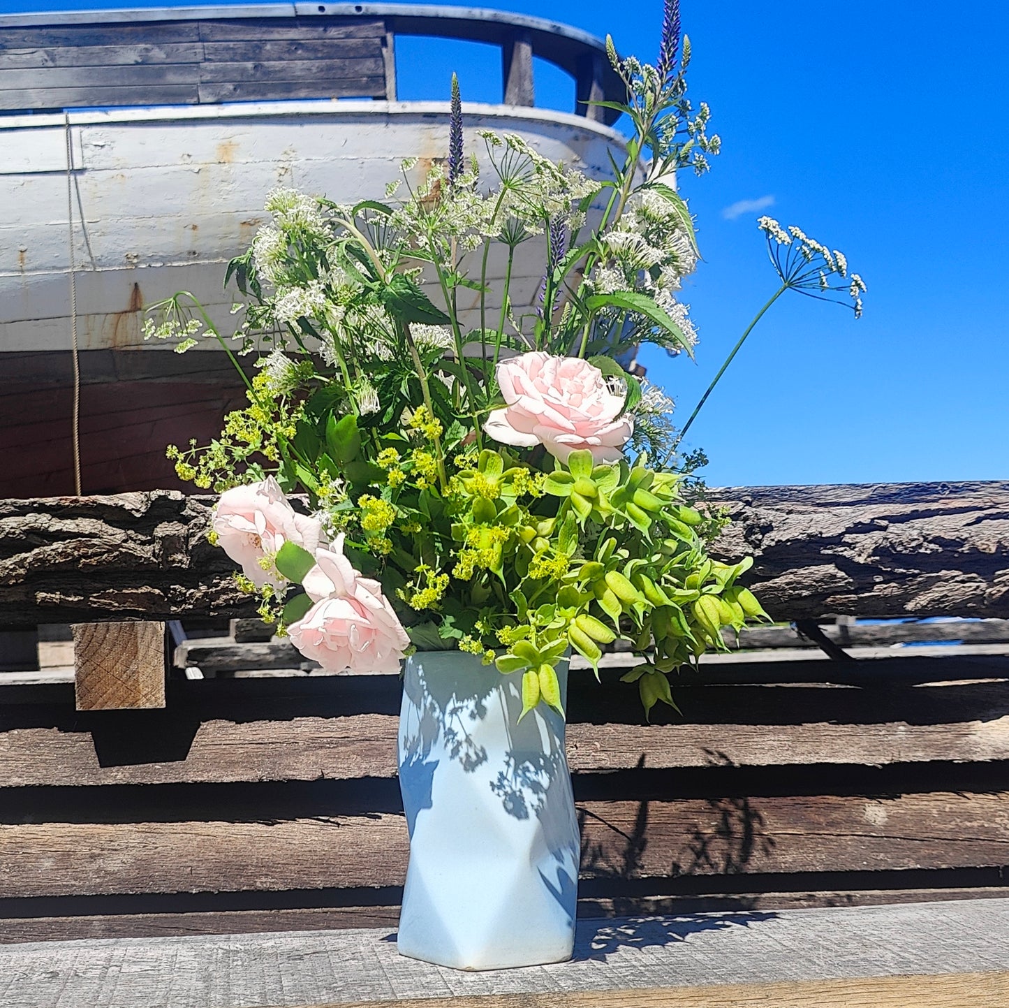 FORM Vase