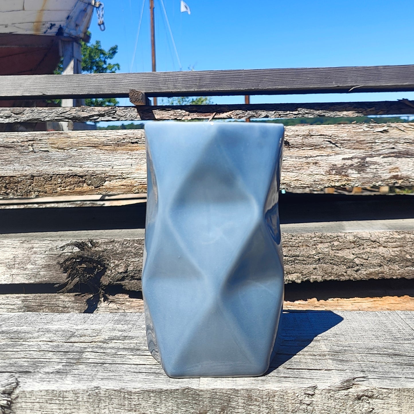 FORM Vase